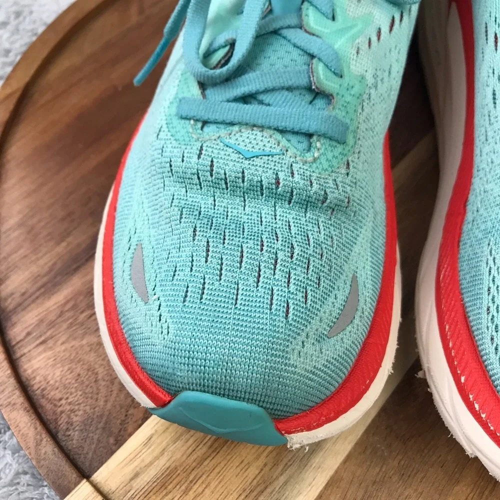 Hoka One One has couple